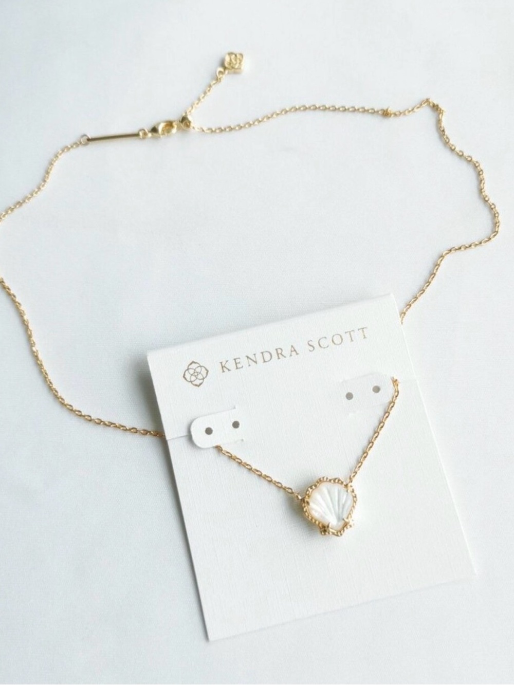 Brynne Shell Gold Short Pendant Necklace